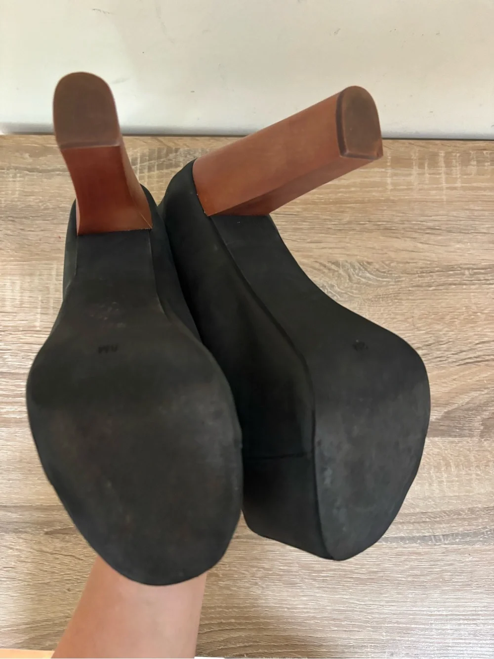 Jeffrey Campbell high platform